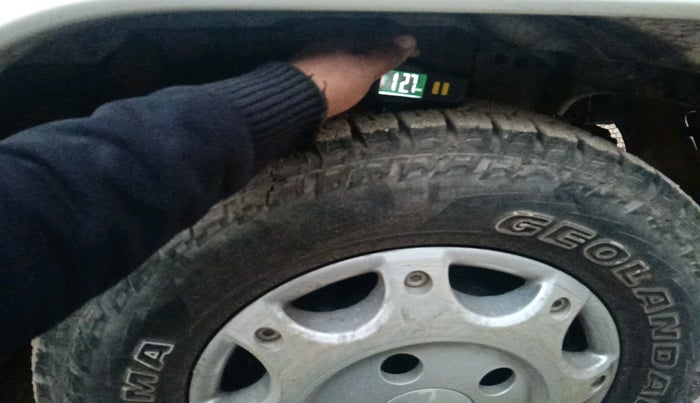 2020 Mahindra Bolero B6, Diesel, Manual, 98,193 km, tyre