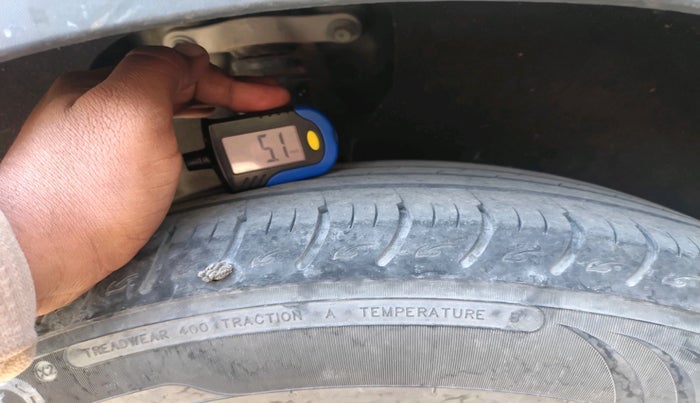 2022 KIA CARENS PRESTIGE PLUS 1.4 PETROL 7 STR, Petrol, Manual, 24,191 km, tyre