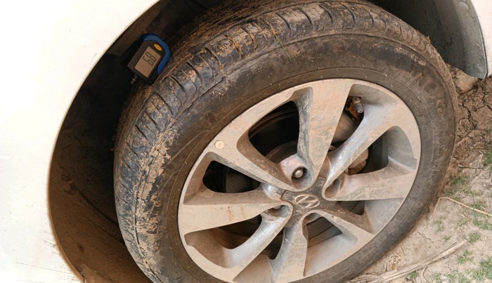 2016 Hyundai Elite i20 ASTA 1.2 (O), Petrol, Manual, 20,501 km, tyre