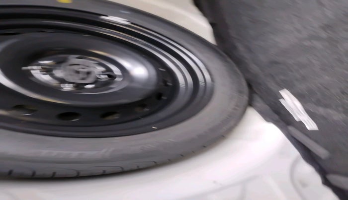 2023 Maruti FRONX ZETA 1.0L TURBO 6 AT, Petrol, Automatic, 19,005 km, tyre