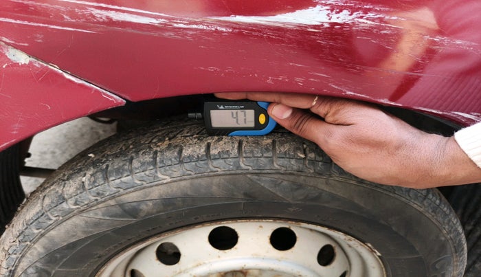 2012 Hyundai Eon D-LITE, Petrol, Manual, 94,507 km, tyre