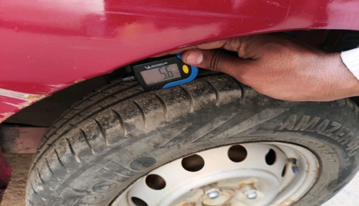 2012 Hyundai Eon D-LITE, Petrol, Manual, 94,507 km, tyre