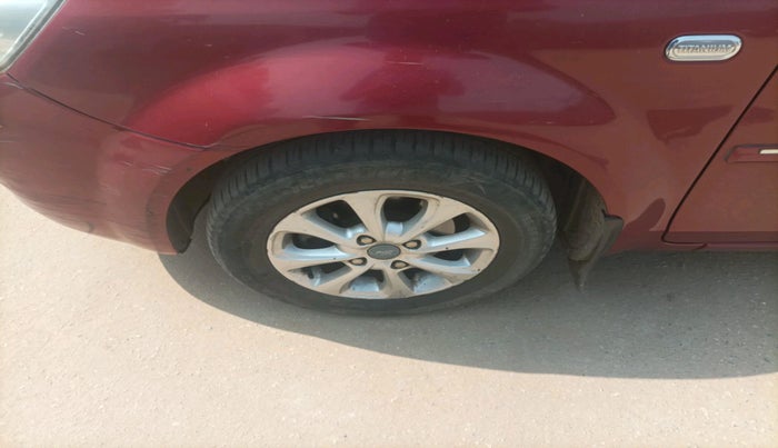 2012 Ford Classic 1.4 TITANIUM DIESEL, Diesel, Manual, 1,17,270 km, tyre