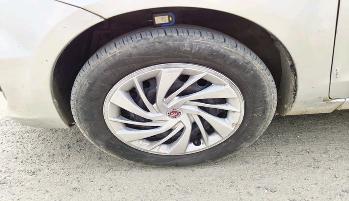 2016 Maruti Ertiga VDI SHVS, Diesel, Manual, 76,329 km, tyre