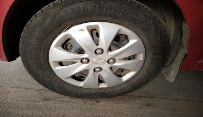 2011 Hyundai i10 MAGNA 1.2, Petrol, Manual, 96,395 km, tyre