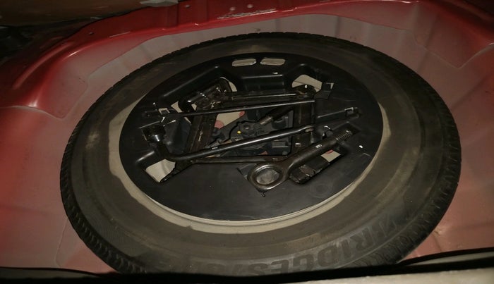 2011 Hyundai i10 MAGNA 1.2, Petrol, Manual, 96,395 km, tyre