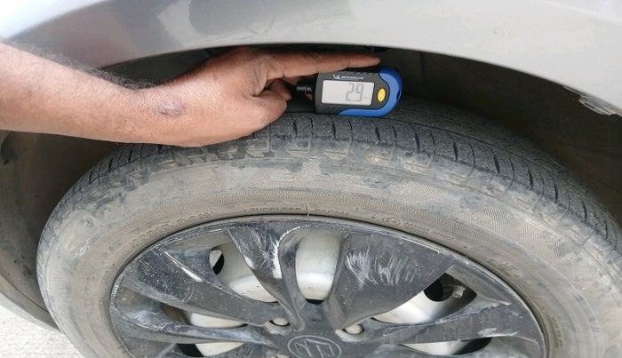 2018 Maruti IGNIS SIGMA 1.2, Petrol, Manual, 41,297 km, tyre