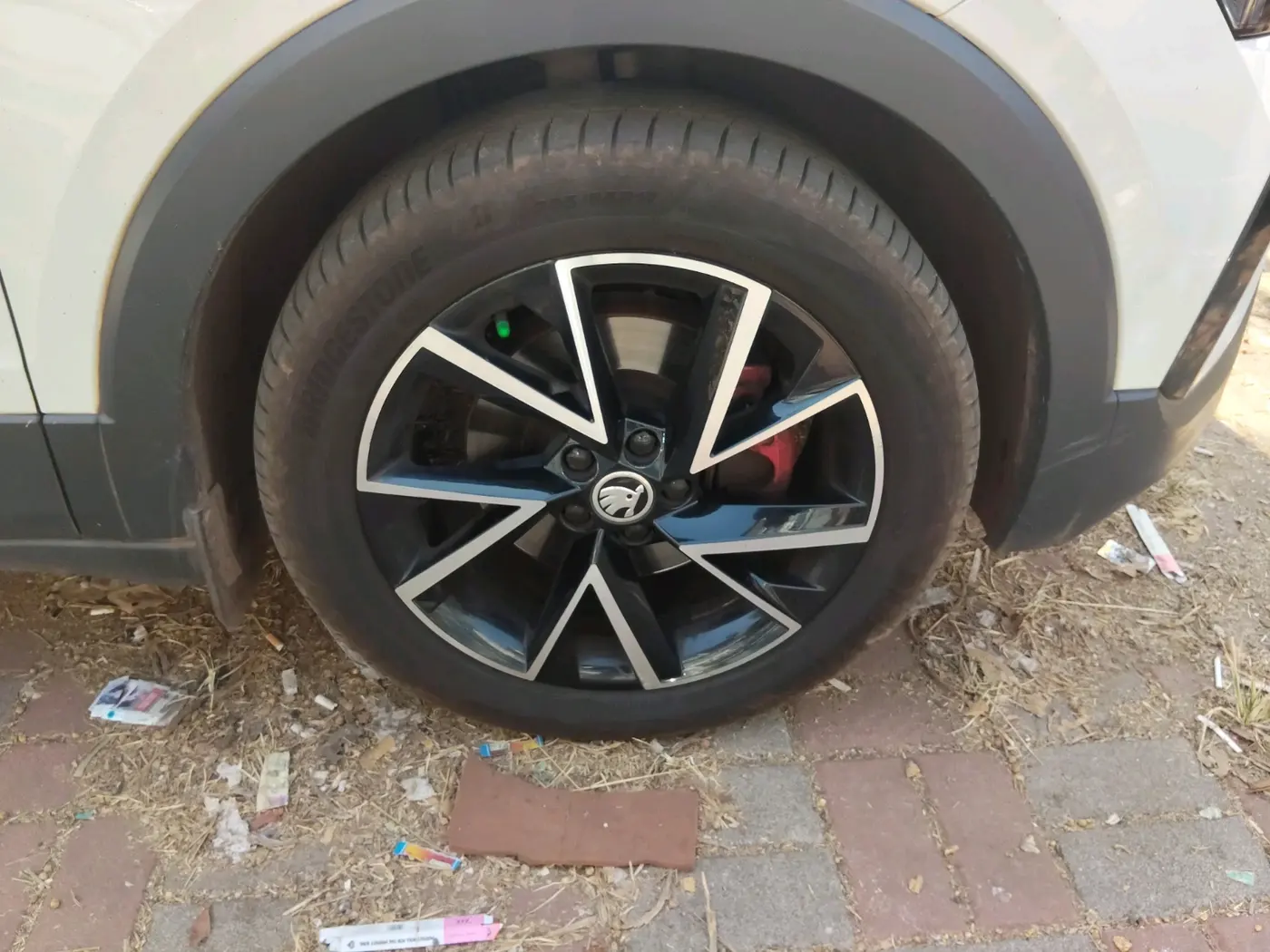 2022 Skoda KUSHAQ MONTE CARLO 1.0L TSI AT, Petrol, Automatic, 41,295 km, tyre