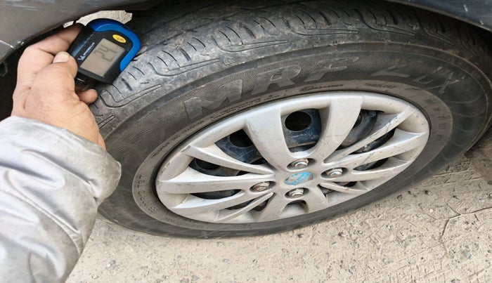 2012 Hyundai i10 SPORTZ 1.2, Petrol, Manual, 98,872 km, tyre