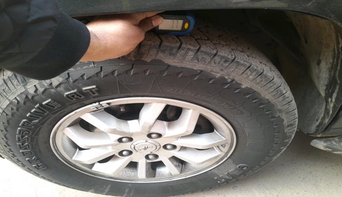 2018 Mahindra TUV300 T8, Diesel, Manual, 68,758 km, tyre