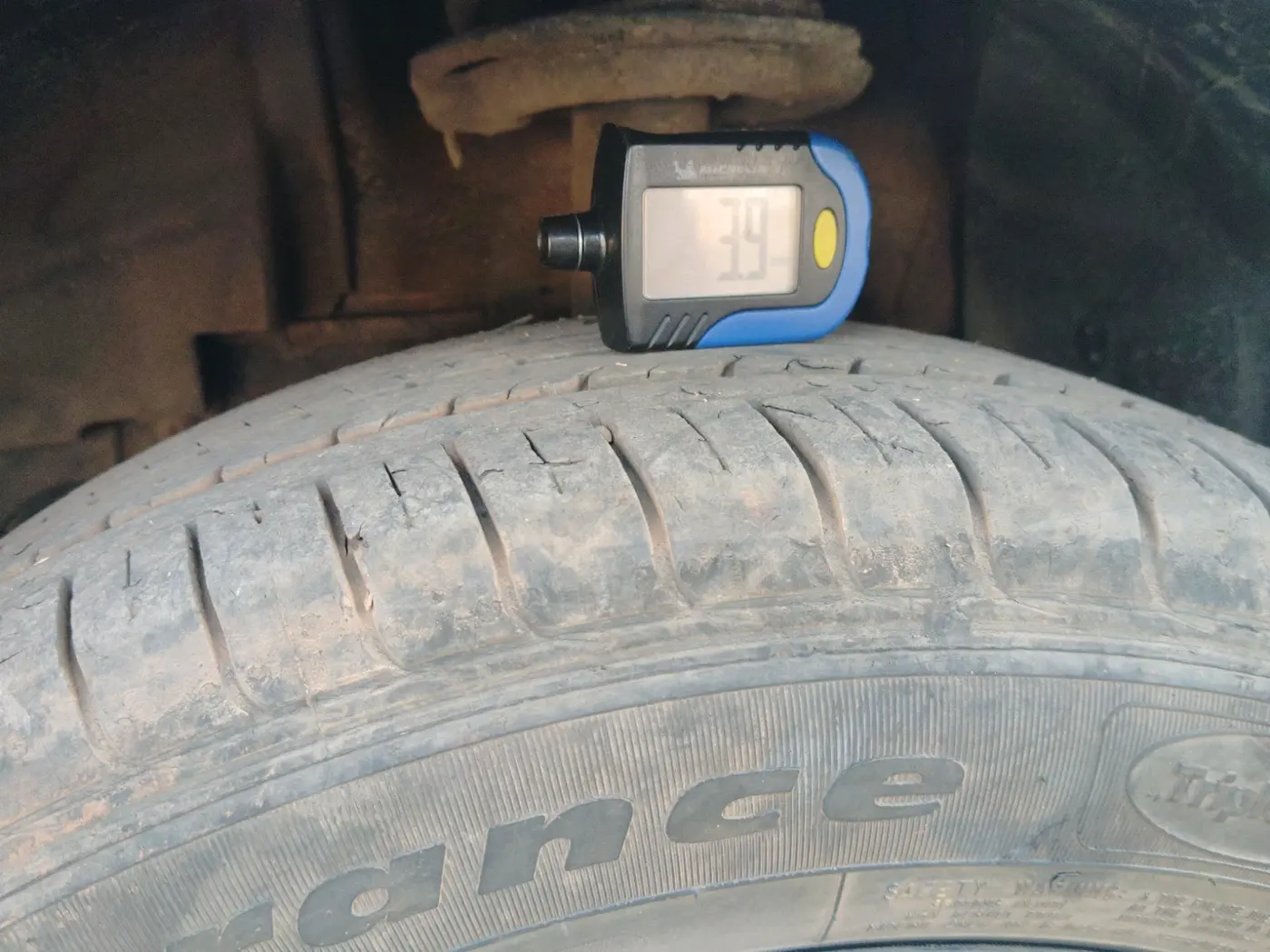 2021 Tata NEXON XM PETROL, Petrol, Manual, 24,900 km, tyre