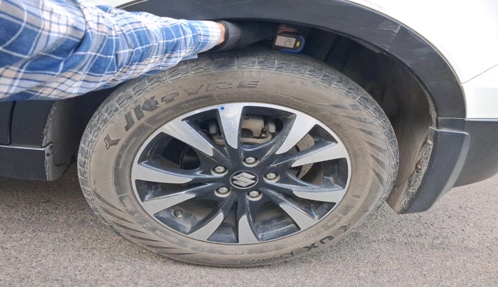 2019 Maruti S Cross ZETA 1.3, Diesel, Manual, 92,593 km, tyre