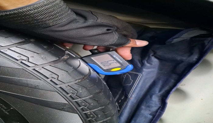 2019 Maruti S Cross ZETA 1.3, Diesel, Manual, 92,593 km, tyre