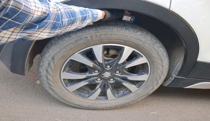 2019 Maruti S Cross ZETA 1.3, Diesel, Manual, 92,593 km, tyre