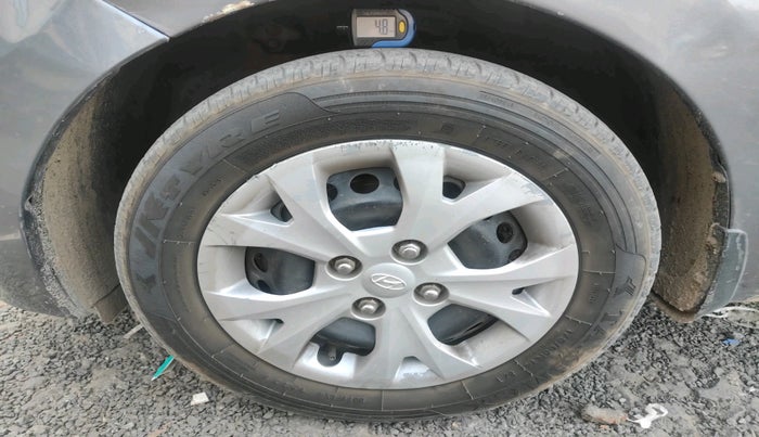 2013 Hyundai Grand i10 SPORTZ 1.1 CRDI, Diesel, Manual, 1 km, tyre