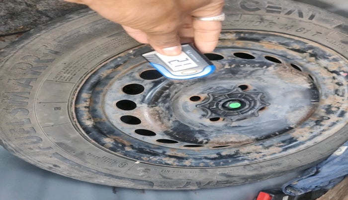 2013 Hyundai Grand i10 SPORTZ 1.1 CRDI, Diesel, Manual, 1 km, tyre