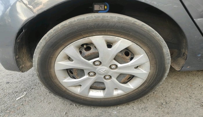 2013 Hyundai Grand i10 SPORTZ 1.1 CRDI, Diesel, Manual, 1 km, tyre