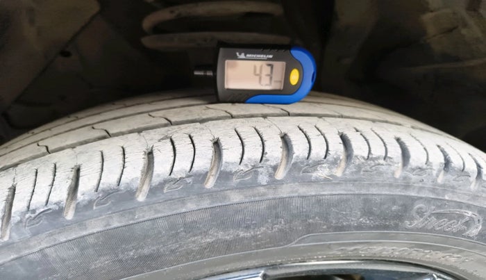 2021 Maruti Vitara Brezza VXI, Petrol, Manual, 40,089 km, tyre