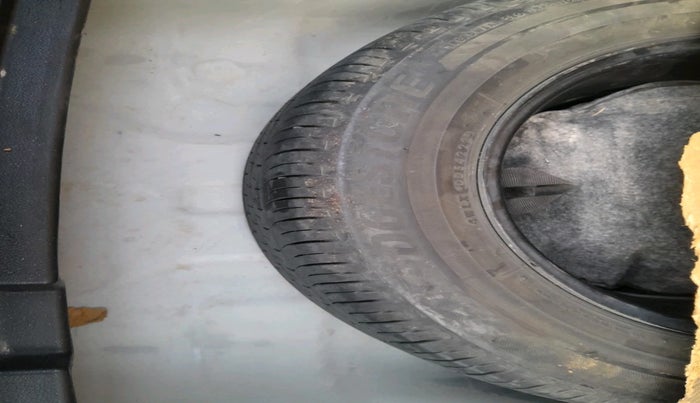 2022 Hyundai Verna SX (O) 1.0 TURBO DCT, Petrol, Automatic, 52,001 km, tyre