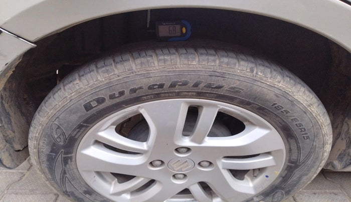 2013 Maruti Swift Dzire ZXI, Petrol, Manual, 29,335 km, tyre