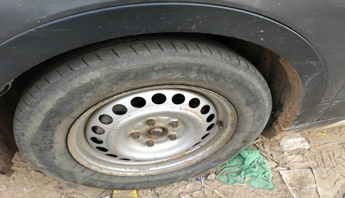 2017 Maruti S Cross SIGMA 1.3, Diesel, Manual, 1,03,502 km, tyre