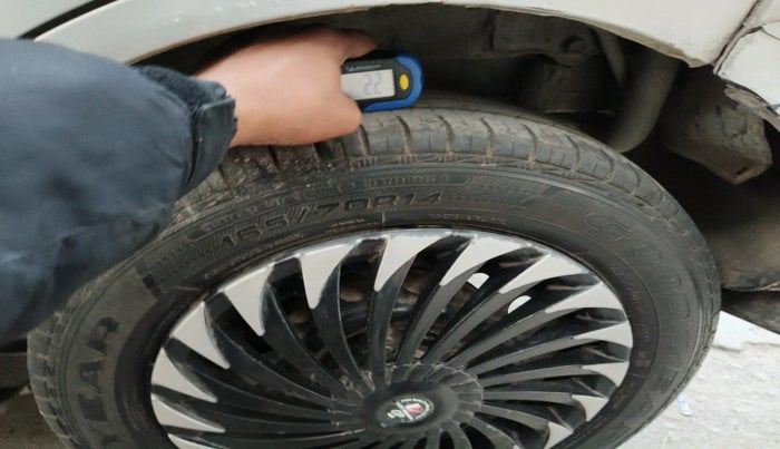 2013 Maruti Wagon R 1.0 VXI, Petrol, Manual, 53,405 km, tyre