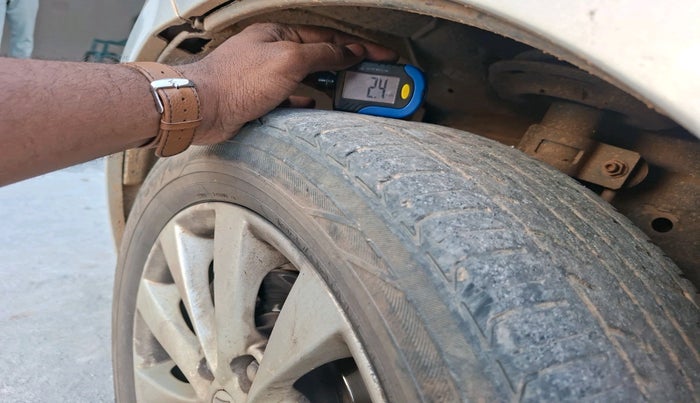 2012 Maruti Ertiga ZDI, Diesel, Manual, 1,15,732 km, tyre