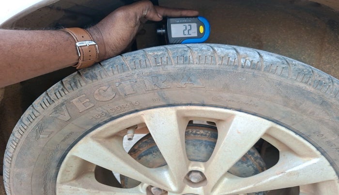 2012 Maruti Ertiga ZDI, Diesel, Manual, 1,15,732 km, tyre