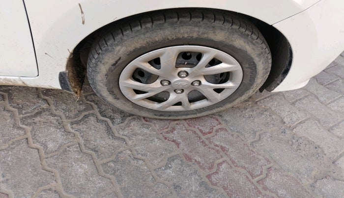 2017 Hyundai Grand i10 SPORTZ U2 1.2 CRDI, Diesel, Manual, 87,204 km, tyre