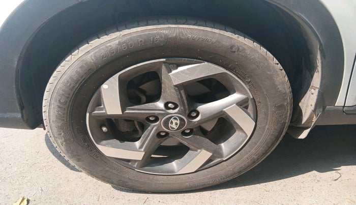 2019 Hyundai VENUE SX(O) 1.4 CRDI, Diesel, Manual, 1,70,917 km, tyre