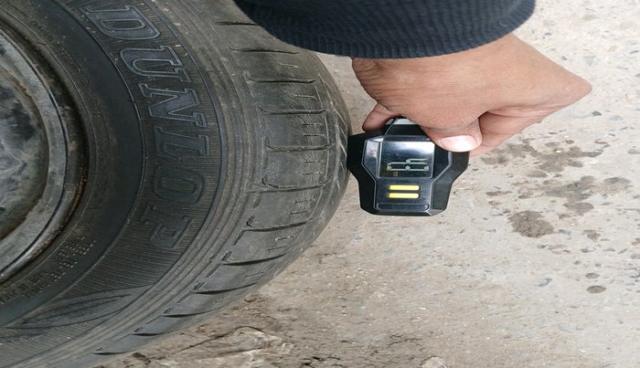 2014 Maruti Wagon R 1.0 VXI, Petrol, Manual, 90,310 km, tyre