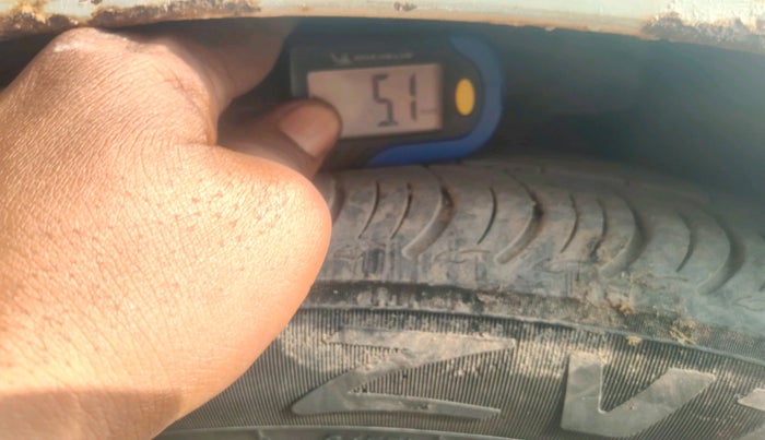 2016 Maruti Celerio VXI CNG, Petrol, Manual, 1,34,627 km, tyre