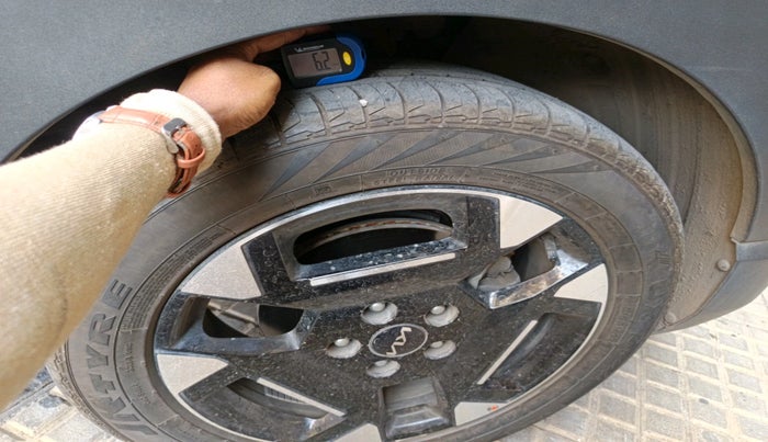 2025 KIA SYROS HTX Plus 1.5 Diesel 6AT, Diesel, Automatic, 4,587 km, tyre