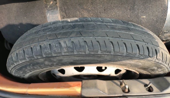 2016 Tata Tiago XM PETROL, Petrol, Manual, 1,47,620 km, tyre