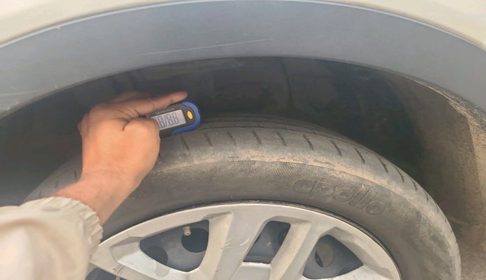 2018 Tata NEXON XM PETROL, Petrol, Manual, 75,592 km, tyre