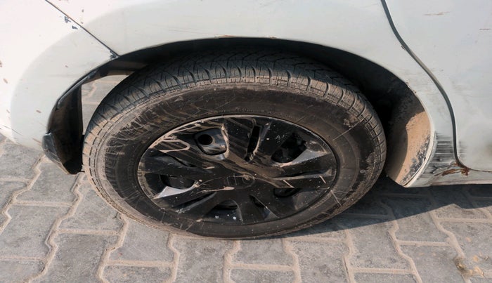 2019 Maruti Swift VDI, Diesel, Manual, 75,706 km, tyre