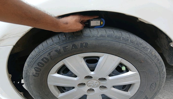 2011 Volkswagen Vento TRENDLINE DIESEL 1.6, Diesel, Manual, 1,31,041 km, tyre