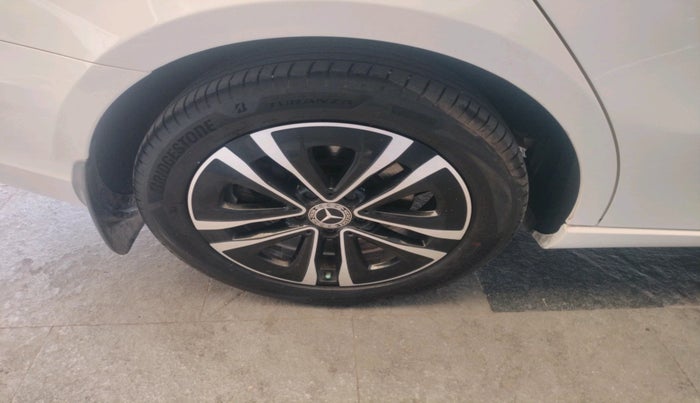 2023 Mercedes Benz A CLASS LIMOUSINE A 200, Petrol, Automatic, 55,673 km, tyre