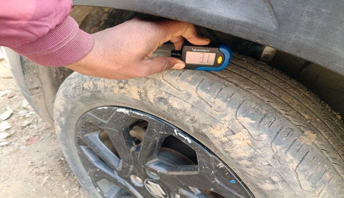 2023 Maruti FRONX DELTA PLUS 1.2MT, Petrol, Manual, 72,765 km, tyre