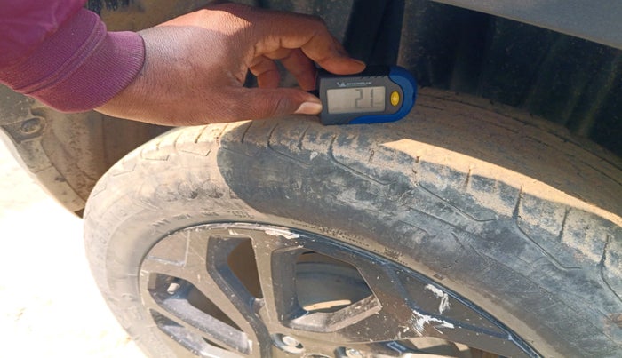 2023 Maruti FRONX DELTA PLUS 1.2MT, Petrol, Manual, 72,765 km, tyre