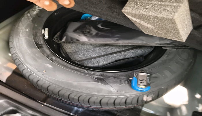 2022 KIA SELTOS HTK PLUS 1.5 IMT, Petrol, Manual, 32,593 km, tyre