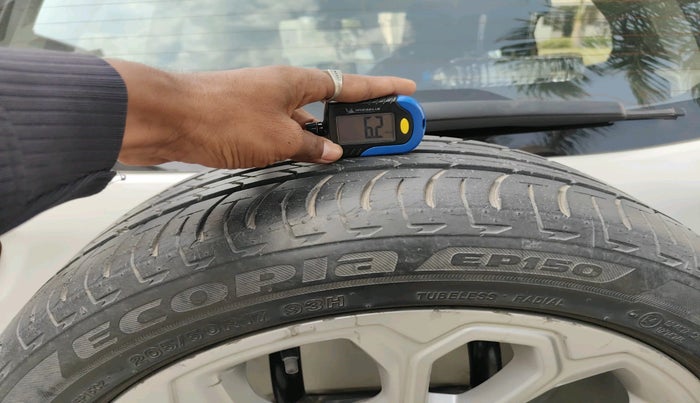 2018 Ford Ecosport TITANIUM + 1.5L DIESEL, Diesel, Manual, 1,25,732 km, tyre