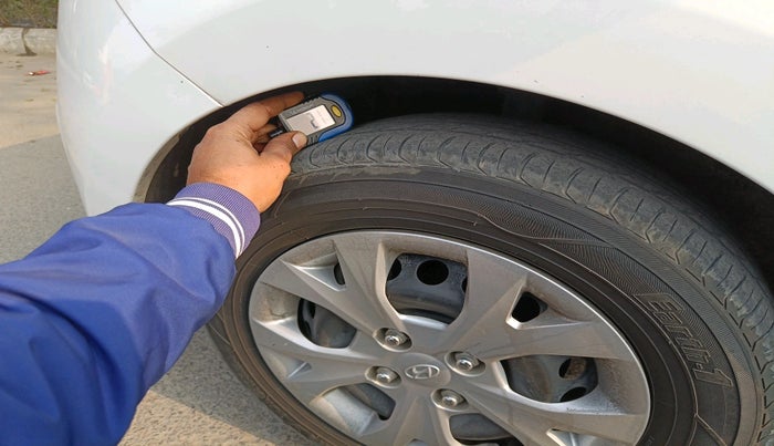 2015 Hyundai Grand i10 SPORTZ 1.2 KAPPA VTVT, Petrol, Manual, 55,104 km, tyre