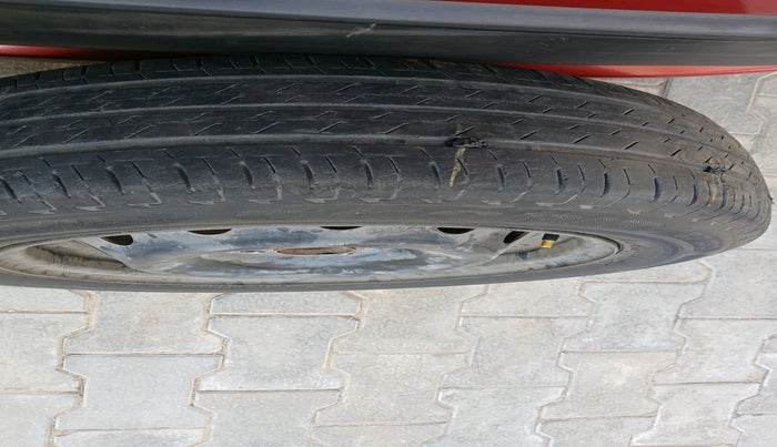 2017 Maruti IGNIS DELTA 1.2, Petrol, Manual, 47,462 km, tyre