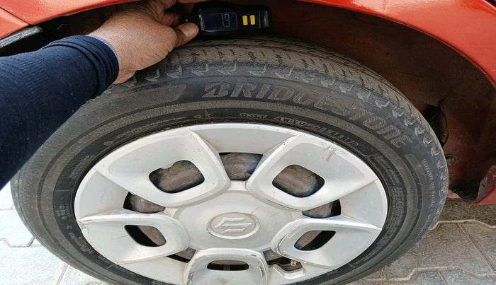 2017 Maruti IGNIS DELTA 1.2, Petrol, Manual, 47,462 km, tyre