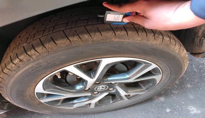 2022 Toyota URBAN CRUISER HYRYDER V HYBRID, Hybrid, Automatic, 35,948 km, tyre