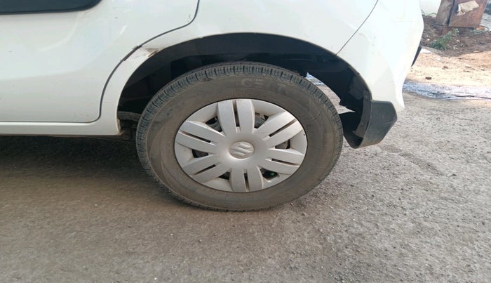 2016 Maruti Alto 800 LXI, Petrol, Manual, 42,927 km, tyre