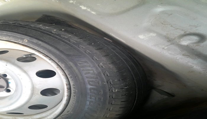 2020 Maruti IGNIS SIGMA 1.2, Petrol, Manual, 83,204 km, tyre