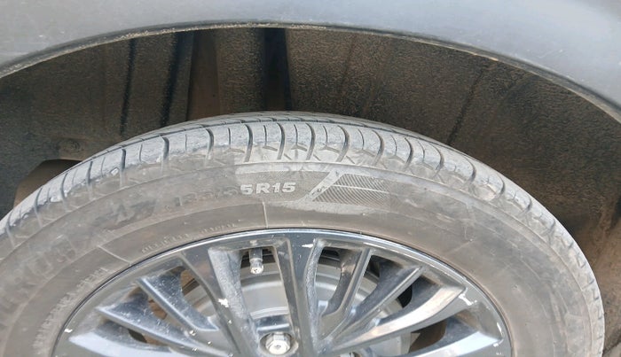 2021 Maruti XL6 ALPHA MT, Petrol, Manual, 1,59,061 km, tyre