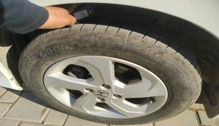 2016 Honda City 1.5L I-VTEC VX CVT, Petrol, Automatic, 29,122 km, tyre